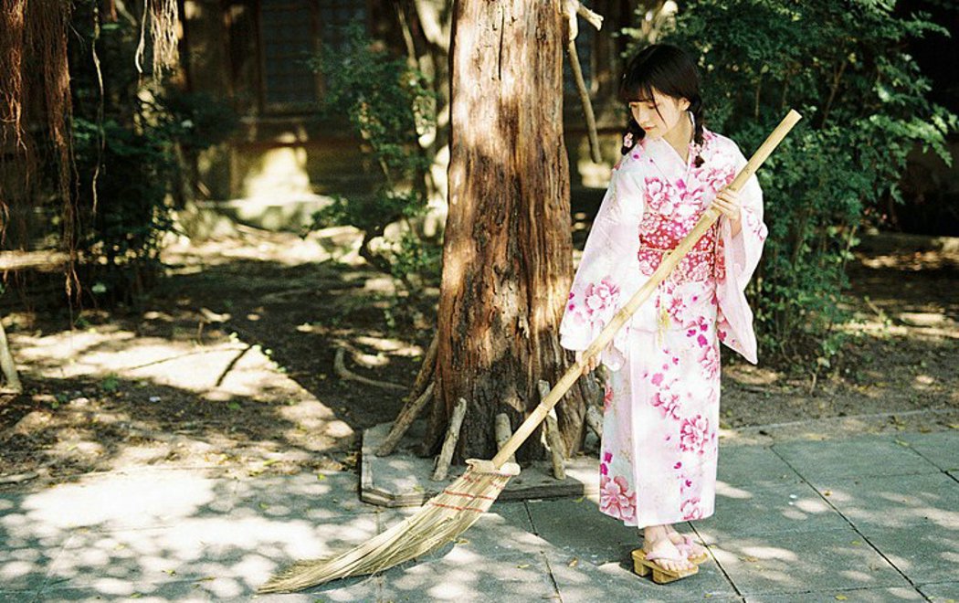 漂亮女局长周于希ol制服诱惑勾人欲火的写真