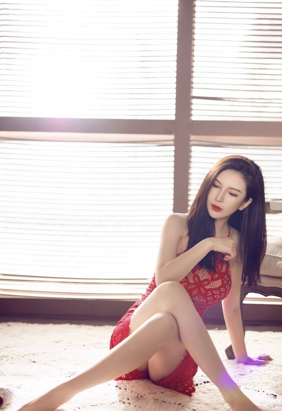 韩国女主播潜规则床上妖娆丰满艺术诱惑写真