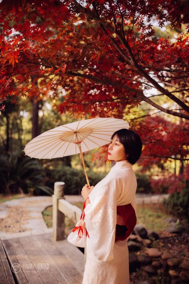 美女名媛妈妈桑短发和风少女户外唯美艺术写真