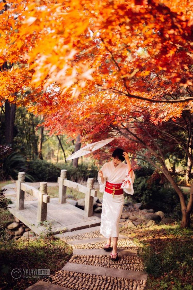 美女名媛妈妈桑短发和风少女户外唯美艺术写真