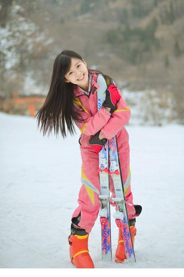 精美艺术美女情趣内衣木瓜奶蜜桃臀半裸写真