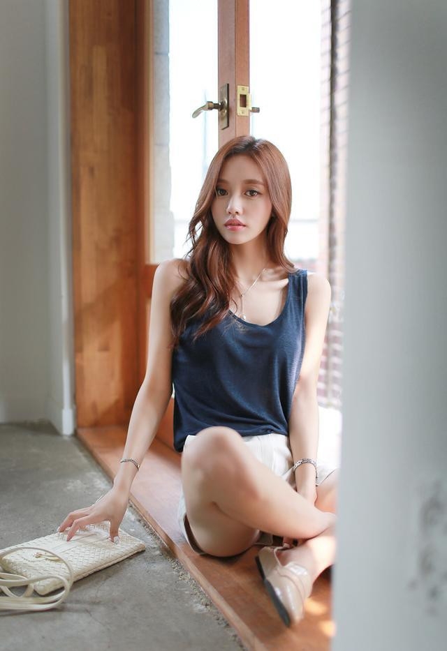 韩国时尚长腿高挑美女名媛气质嫩模大胆艺术图片