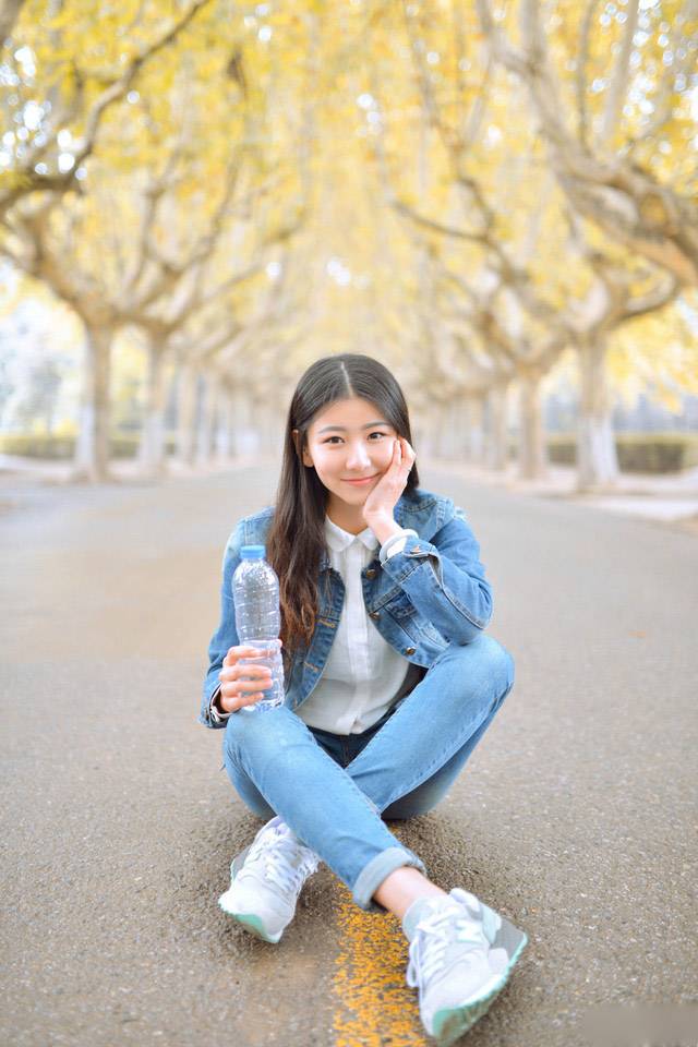 制服美女王雨纯日系jk短裙丰满艺术写真