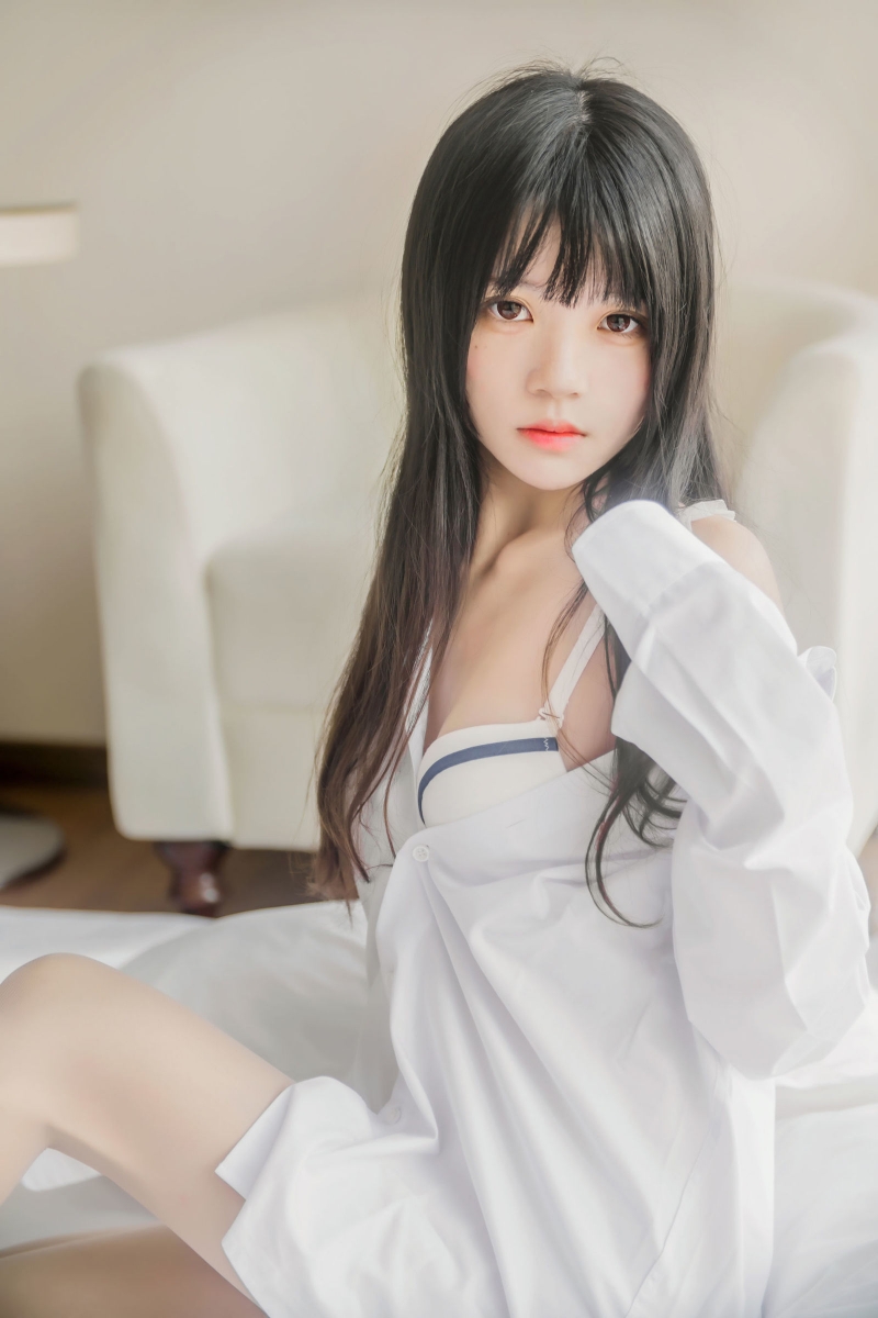 裸体美女挤奶无遮挡网站 极品美女的粉嫩泬10p图片