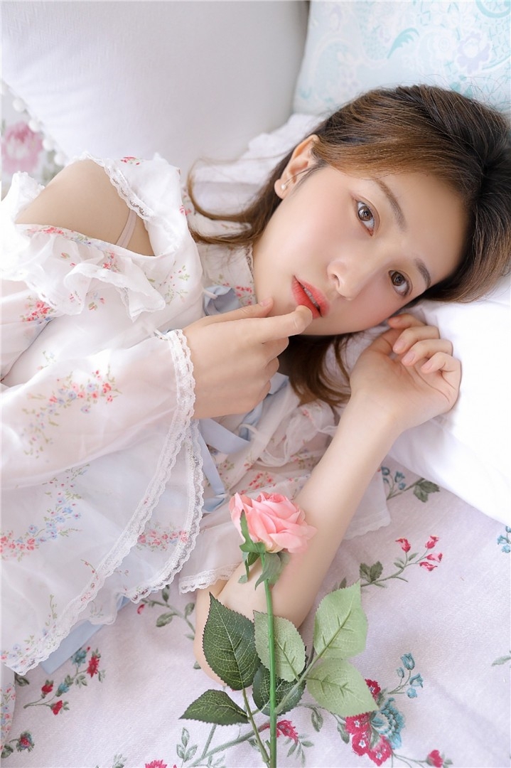gogo韩国makemodel最新资源 亚洲最大胆裸体网站