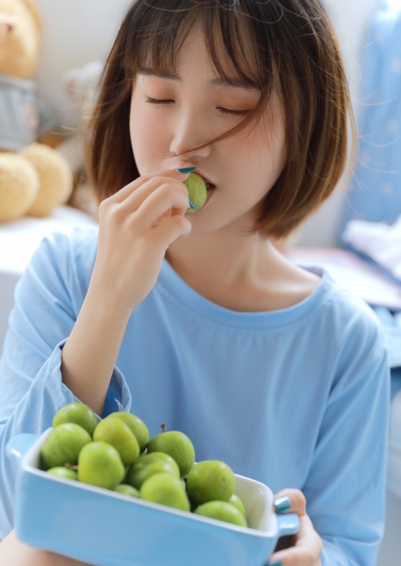 半熟少女美腿玉足性感GOGO全球高清大尺度摄影图片