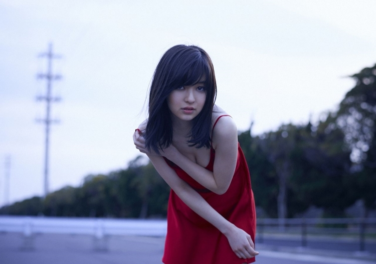 吊带红裙美女户外大胆亚洲粉嫩高潮的18p图片