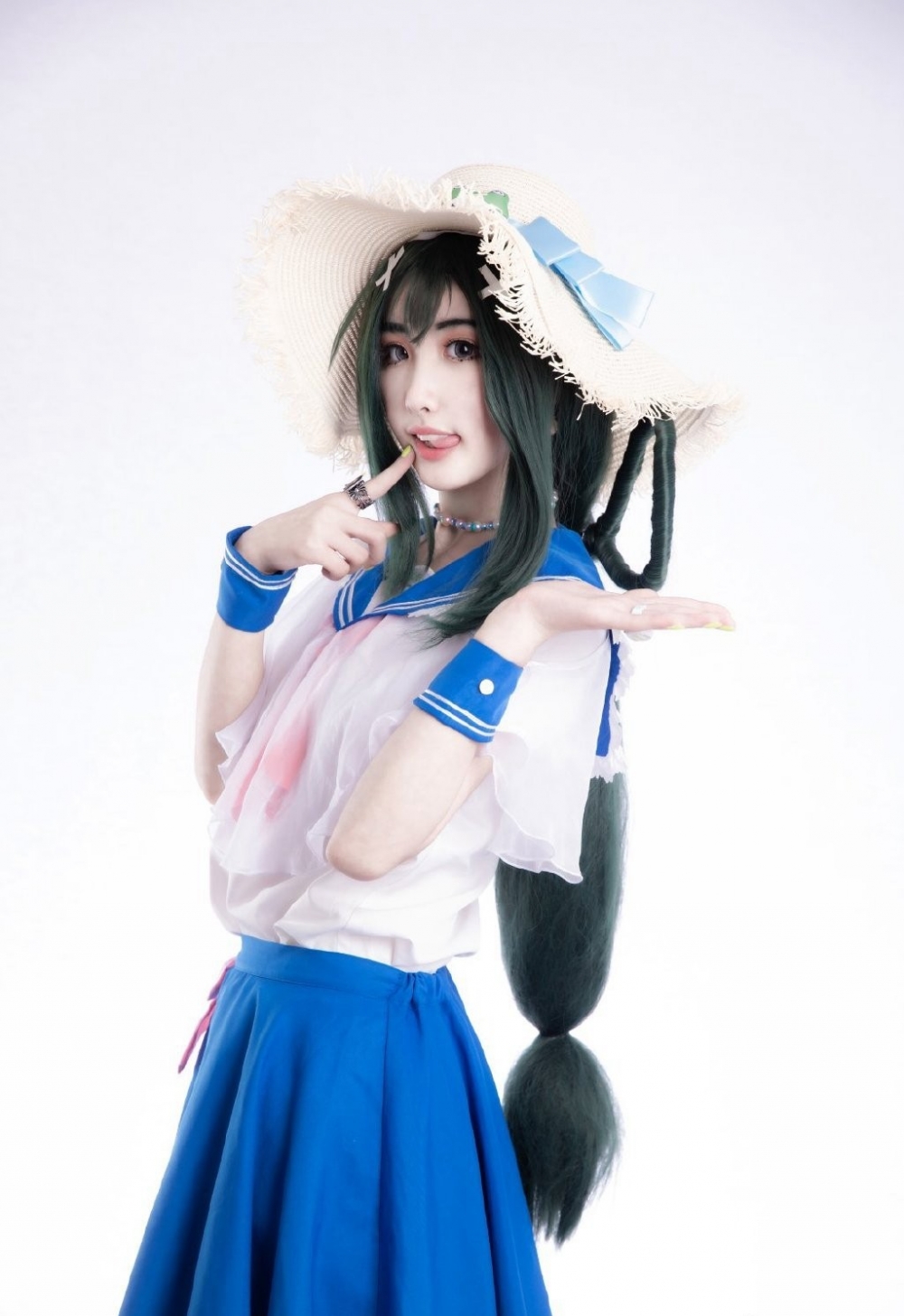 动漫美女cospla爆乳各种玩弄自慰