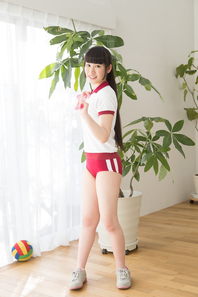 日本体操服美女挥汗如制服丝袜美腿一区二区