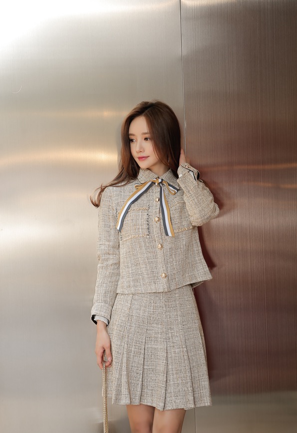 美美哒的韩款秋装连衣销魂自慰写真图片