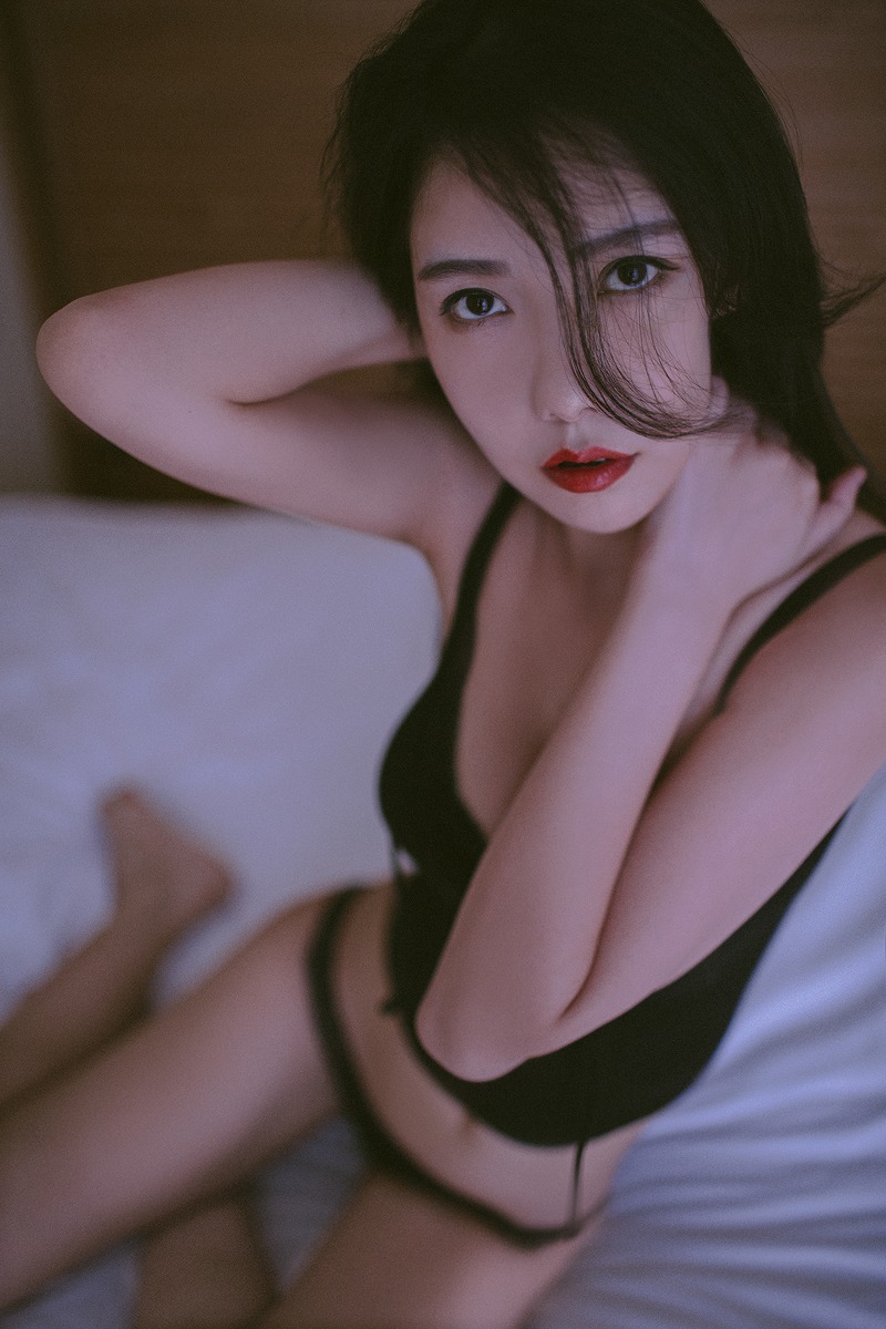 初尝性感的美女宾馆写GOGO韩国肉体艺术图片