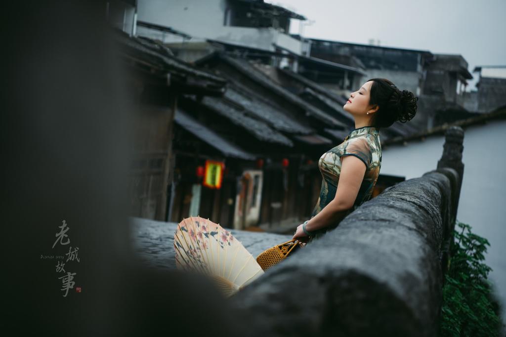 性感可爱短发猫女内衣黑丝美女图片