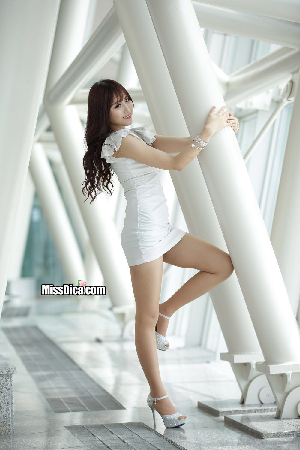 韩国连衣超短裤美女高西西大尺度y私拍图片