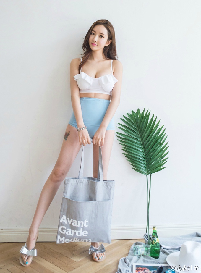 韩国极品美胸纹身美女西西美女裸体艺术GG摄影图片