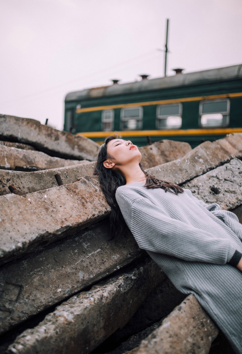 性感美女诱惑写真图片三点尽露图片