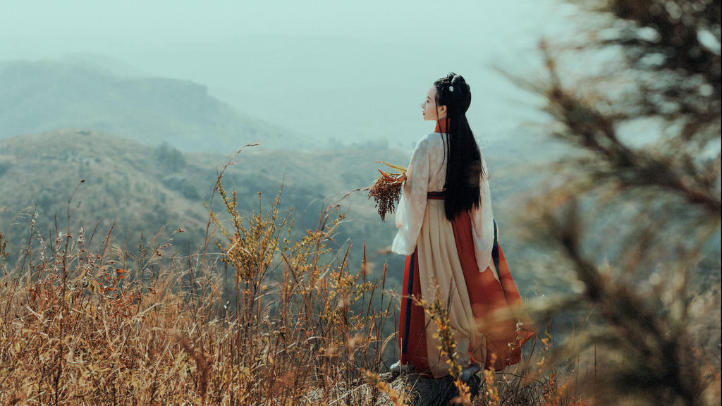 气质娴静淡雅的汉服美粉嫩校花掀开裙子自慰