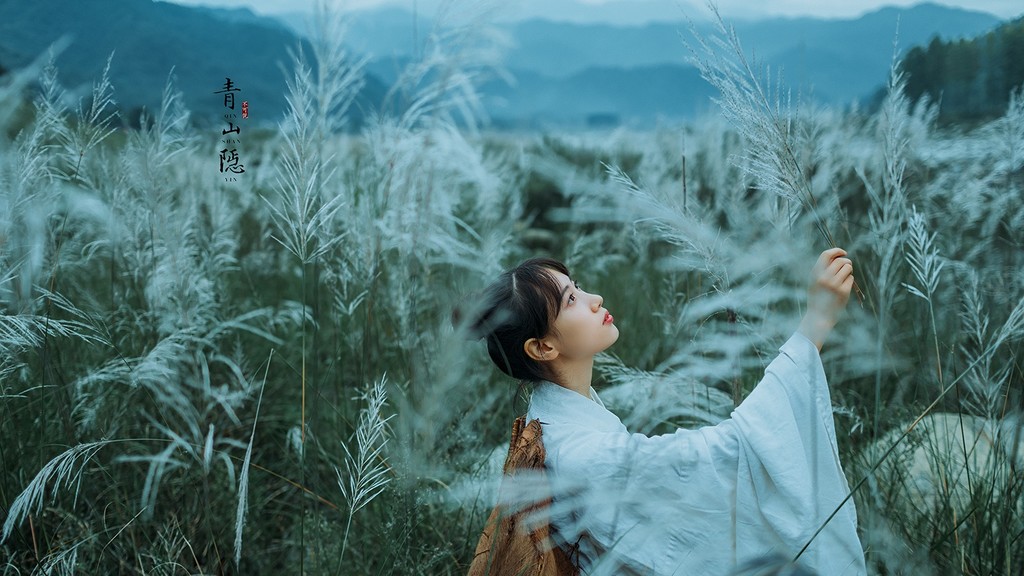 古装侠女绿水青山慵懒美女裸体任你躁