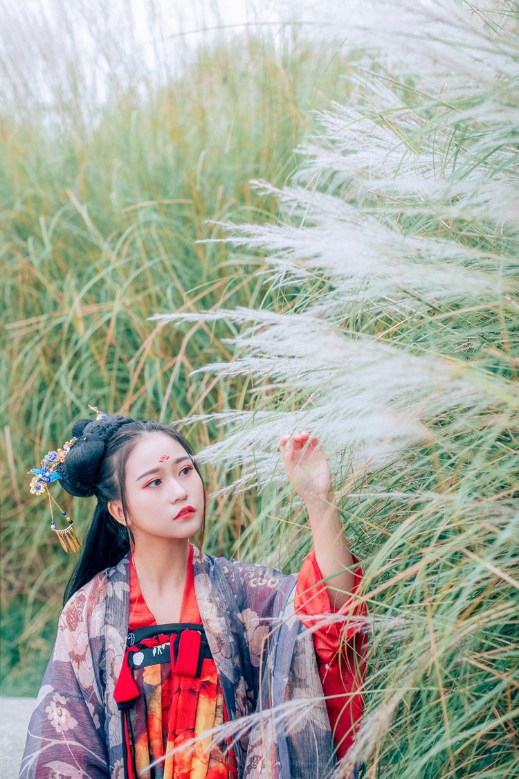 可爱圆润白皙古装美女黄污大尺度福利Cosplay