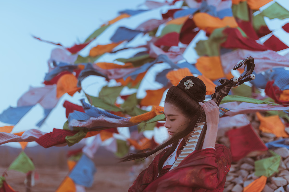 吹箫的古装美女高清裸体美女销魂图库顶级