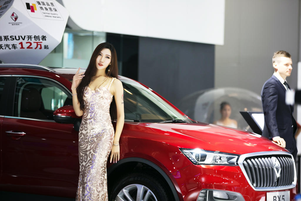 身高腿长的车模身材火gogo韩国makemodel最新资源图片