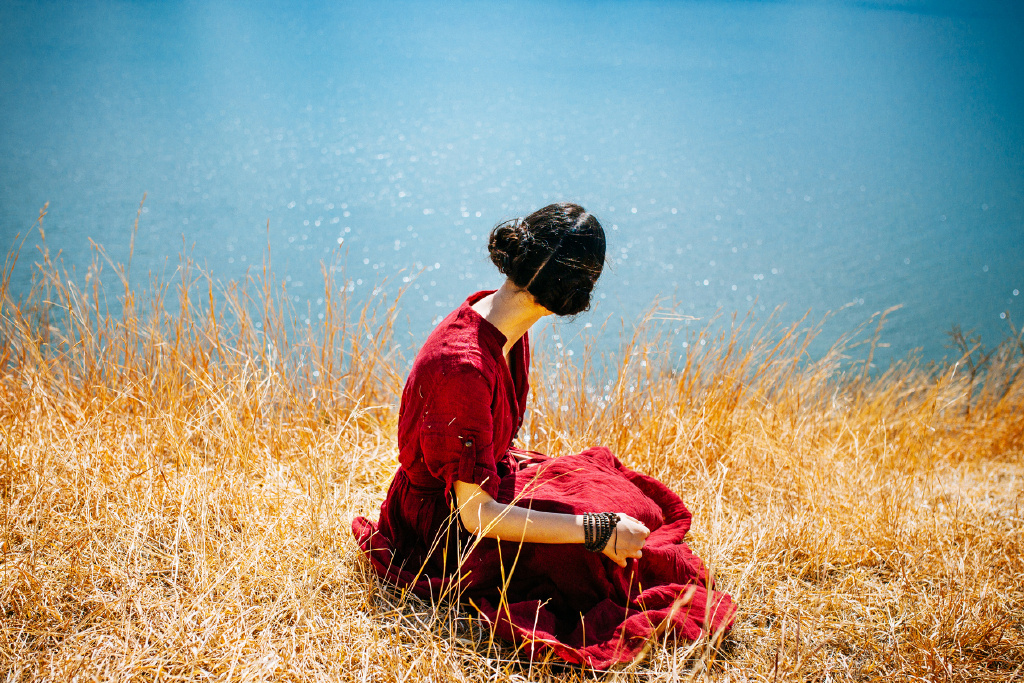 性感撩人美女卫生间勾免费A级午夜绝情美女图片