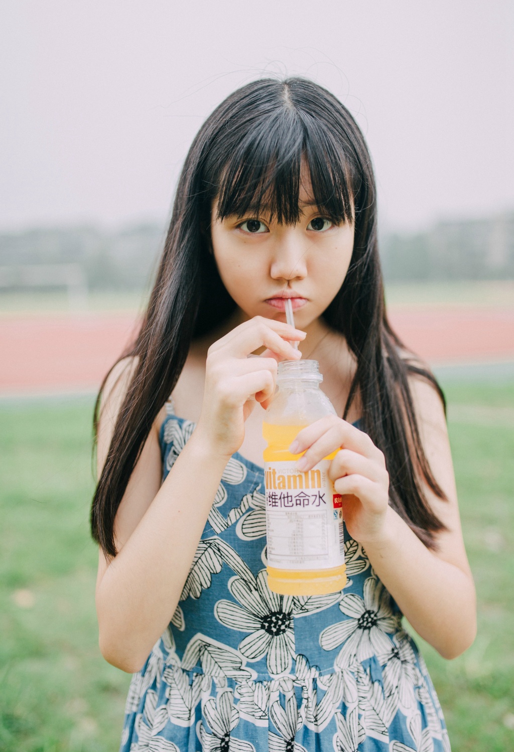 性感D罩杯女子 床铺大波美女生牲交图片