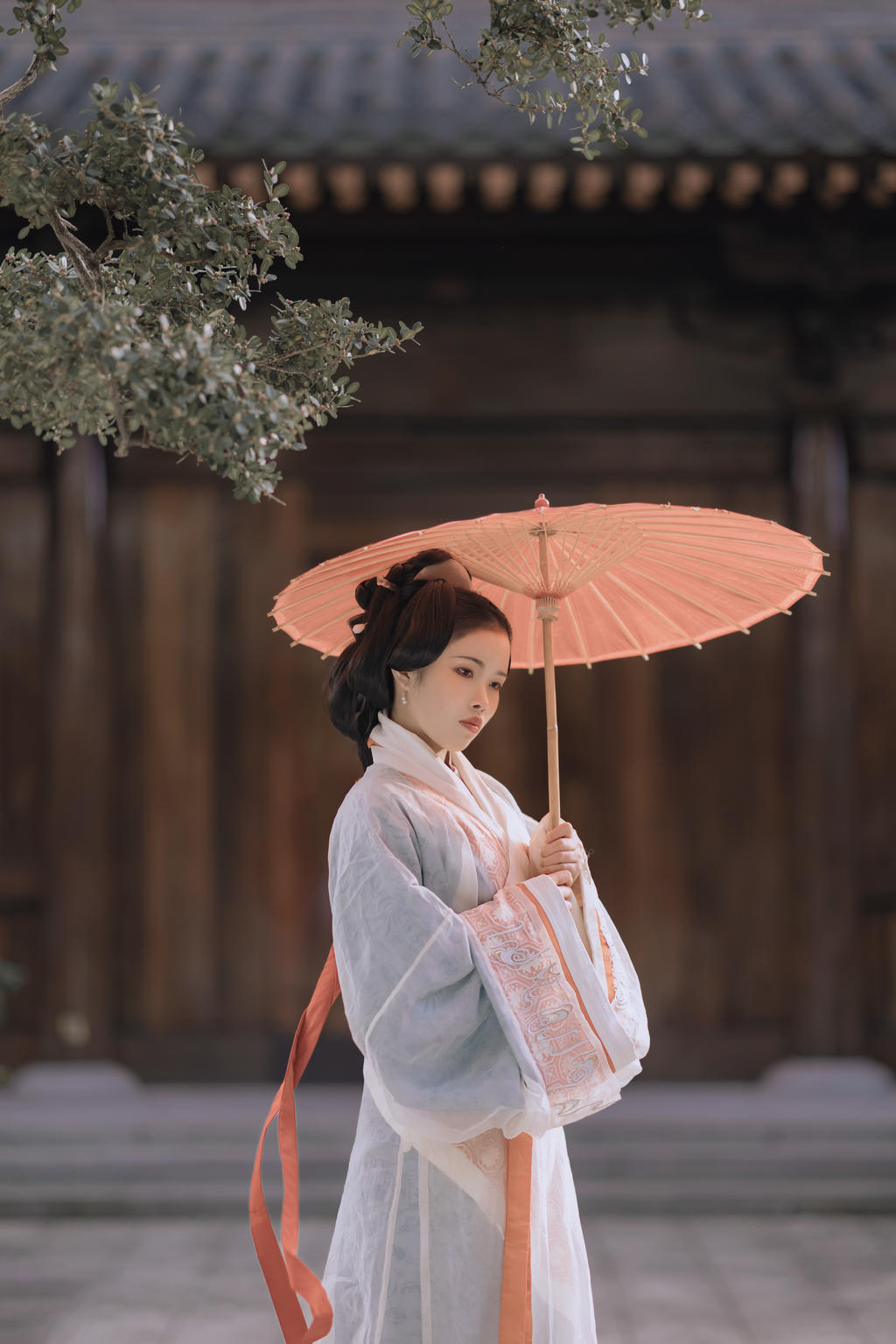 汉服美女面若桃花身似gogo裸体艺术中日韩图片