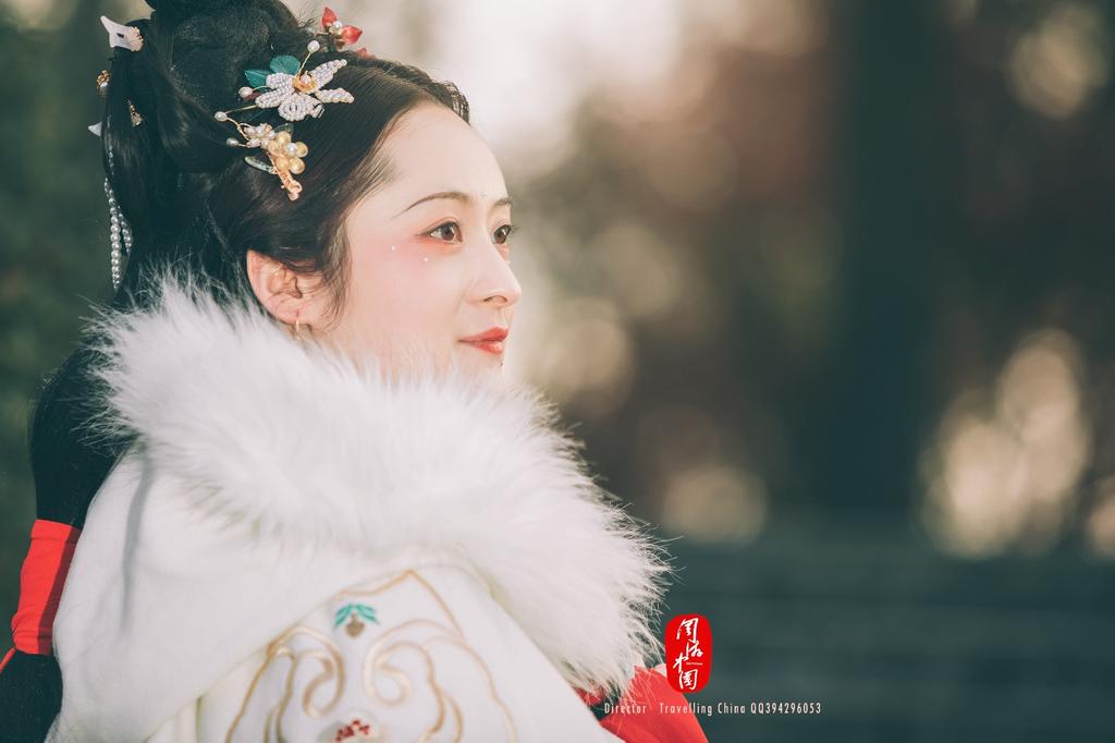 汉服美女红唇雪肤唯美极度色诱图片