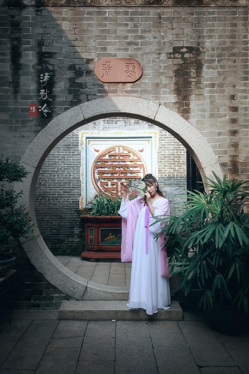 粉嫩汉服美女气质清新私拍福利写真大尺度图片