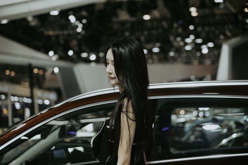 车展模特身材凹凸有致中国美女大胆66人休艺术gogo图片