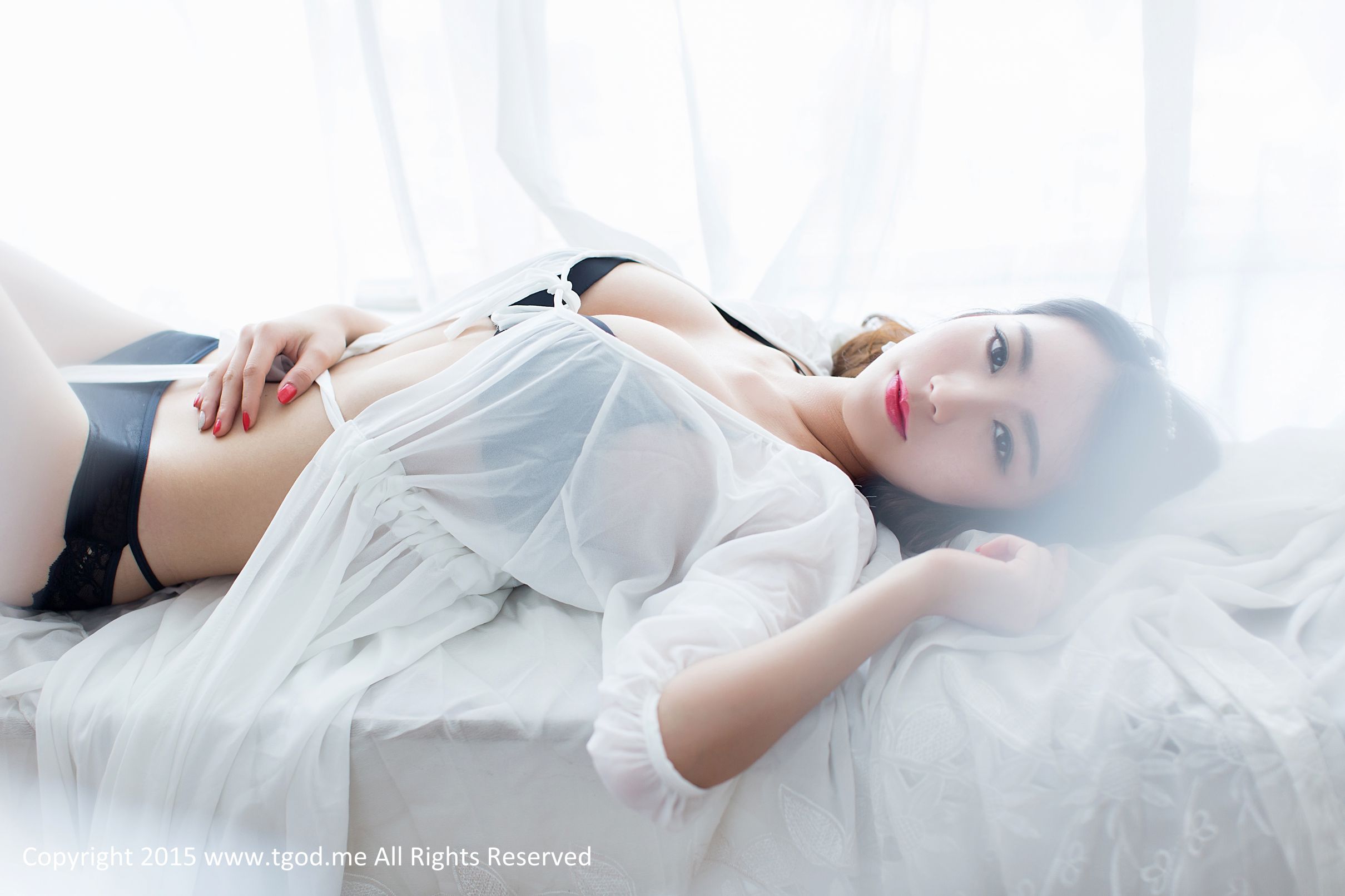 性感女神邓雪日系写真G0G0日本肉体艺术视频图片