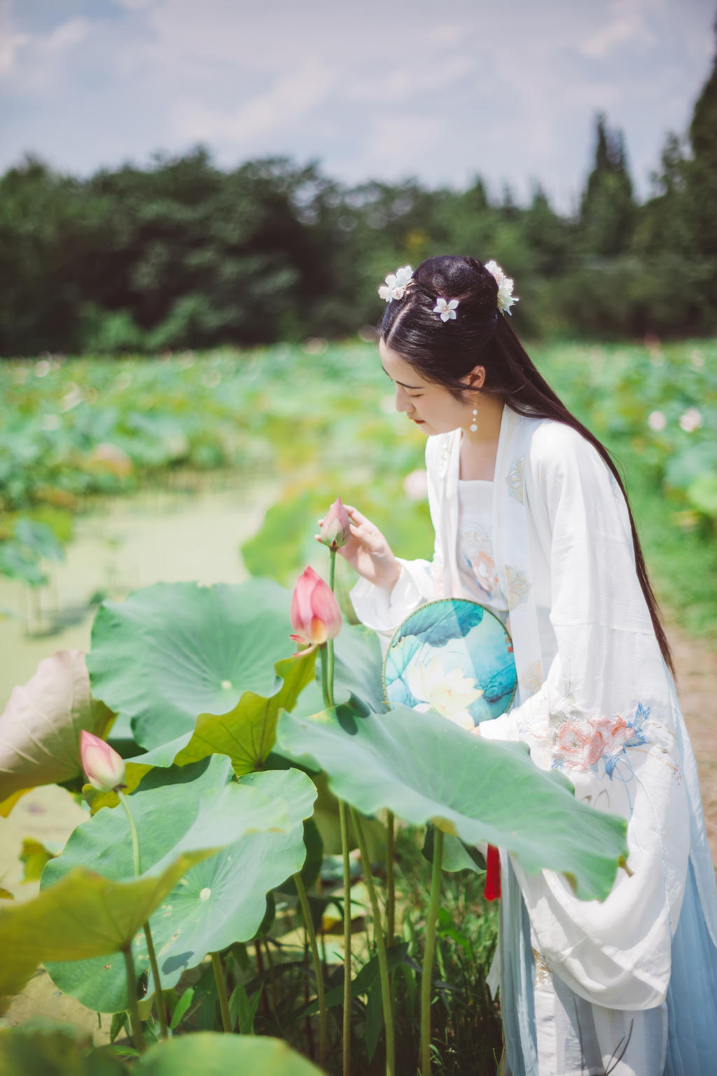 古装美女清新脱俗唯美国产大尺度私密图片