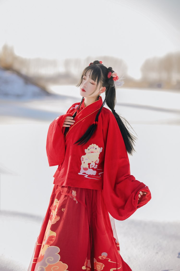 可爱童颜古装汉服美女cosplay私房写真福利图