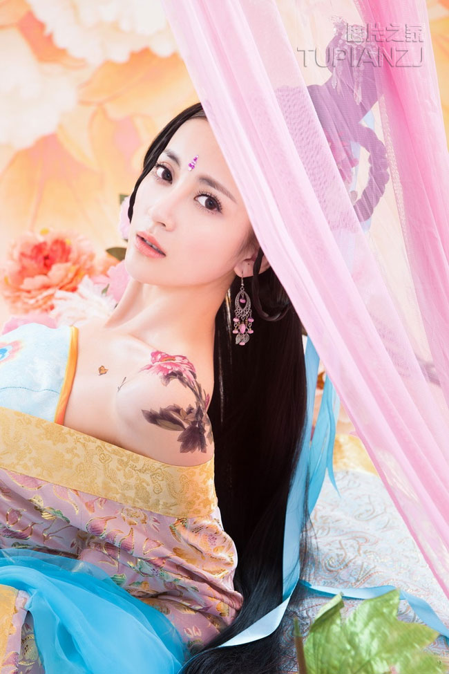 美若天仙古装少女 唯日本西西大尺度裸体艺术图片