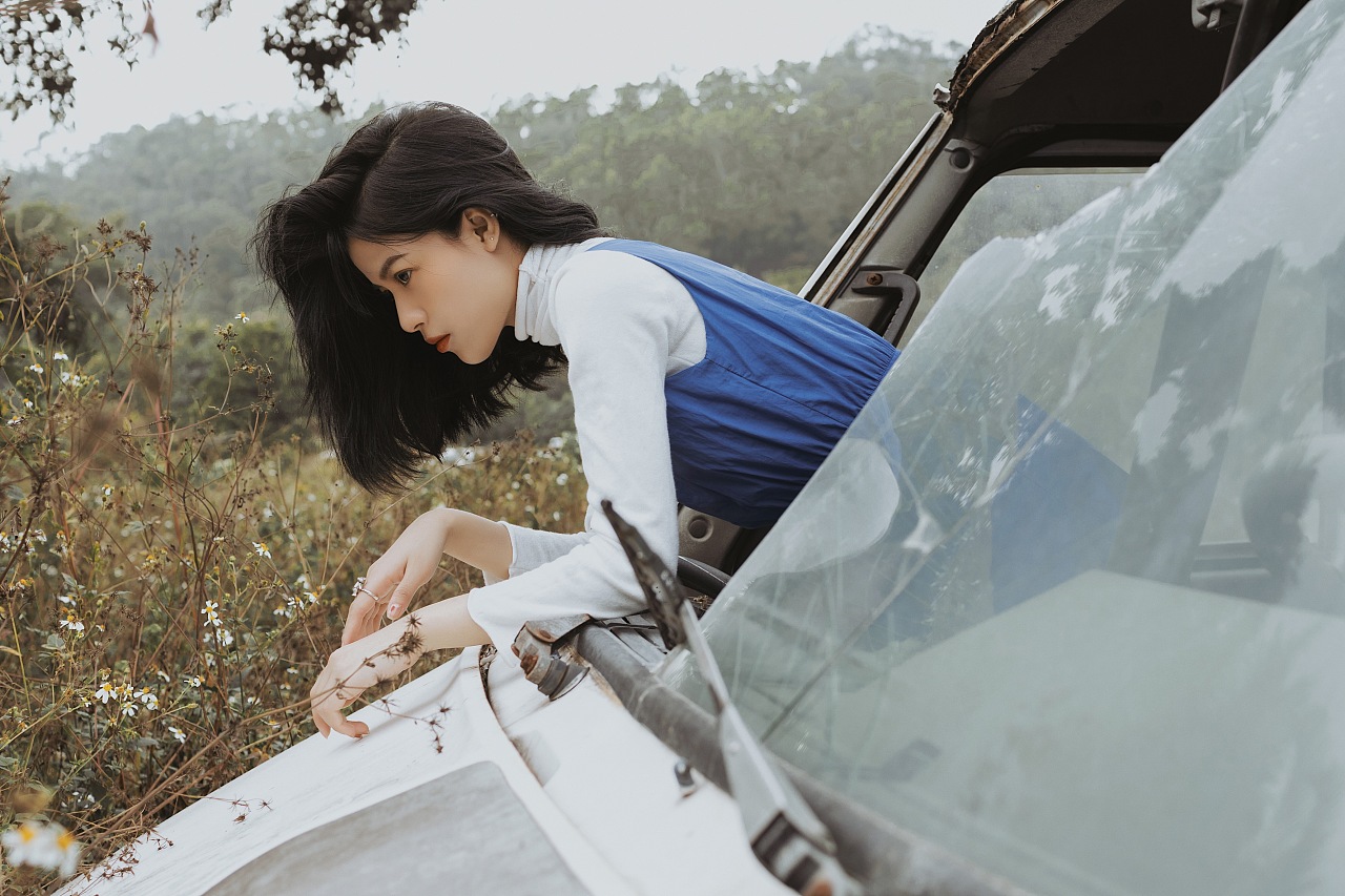 美女车模又美又飒香艳女人隐私图片.