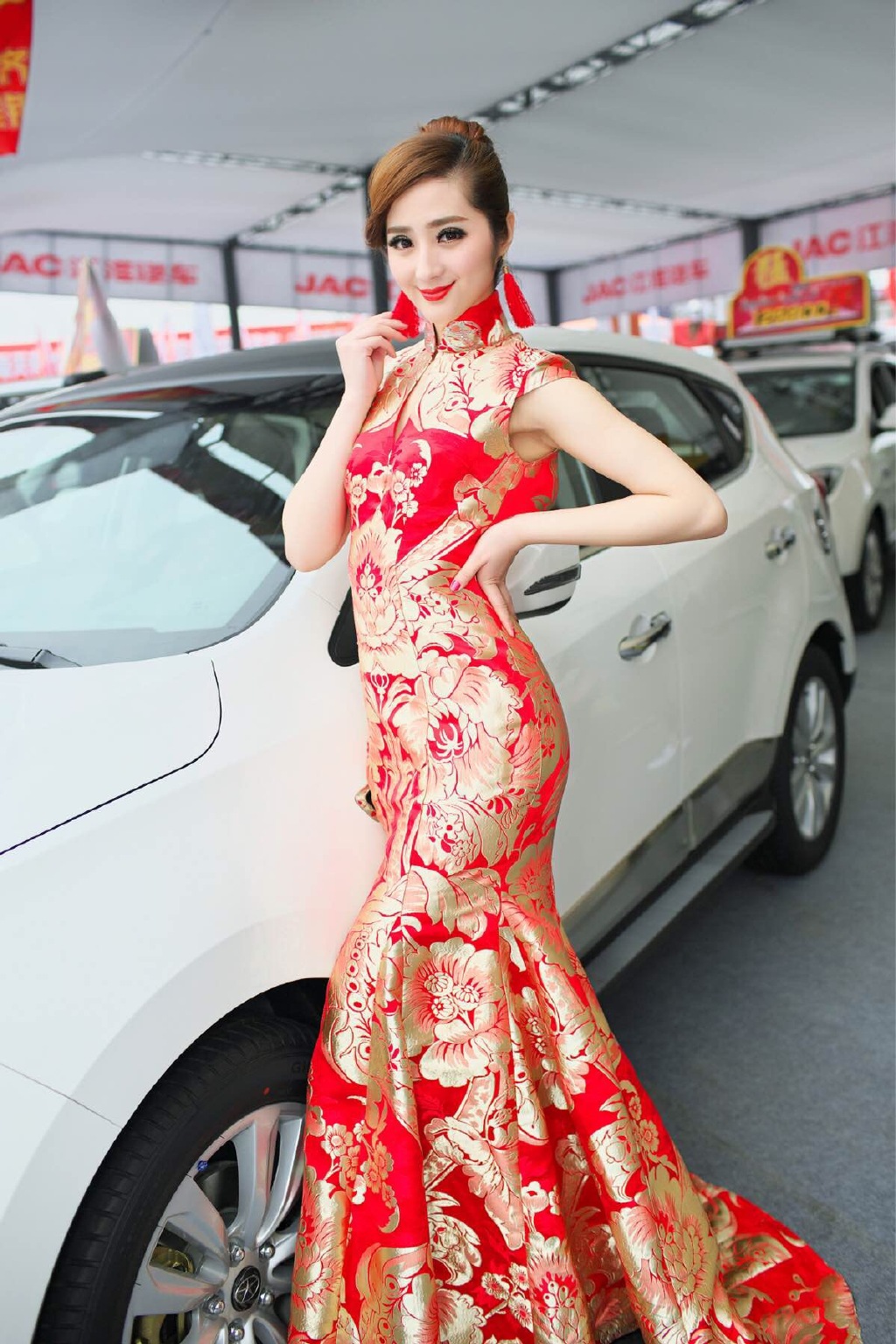 中国美旗袍美女车模打飞专用图片66p图片
