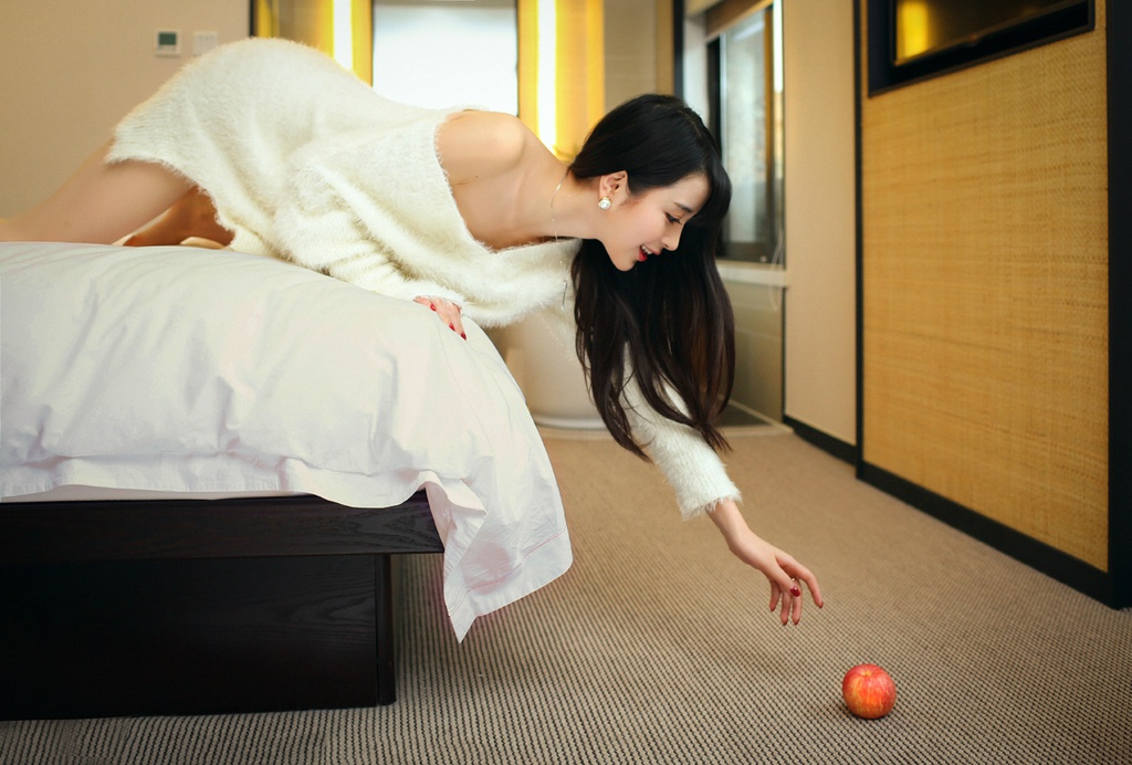 长发极品美女酒店内写888日本欧美大胆人术艺术图片