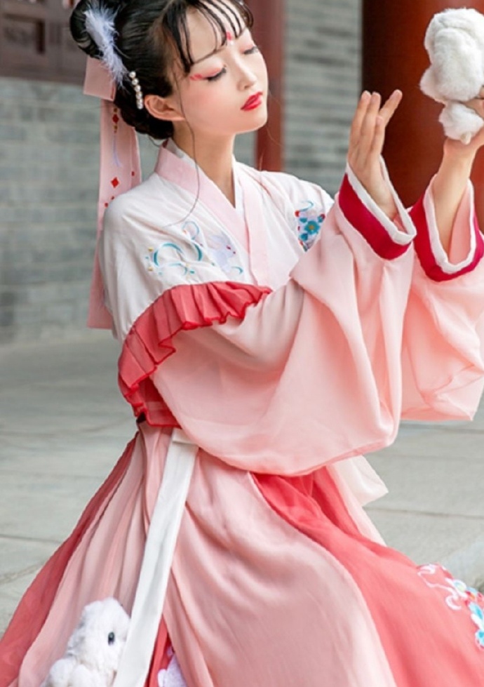 汉服美女红装素裹翩翩免费cosplay粉嫩福利禁