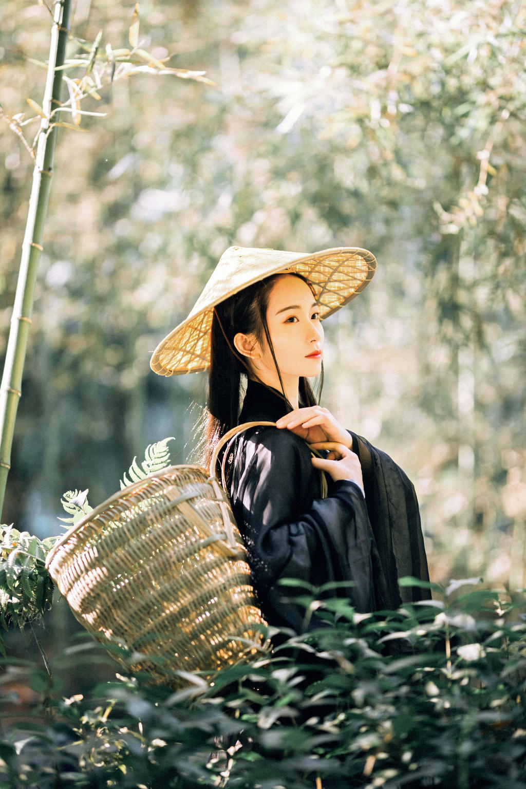 英姿飒爽的禁欲系女道小仙女粉嫩馒头一线天