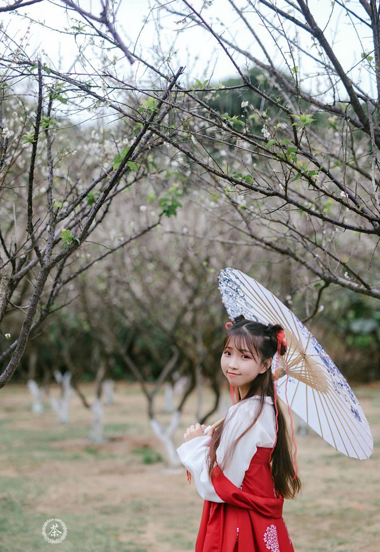 可爱古装美少女户外童自慰喷水无圣光图片