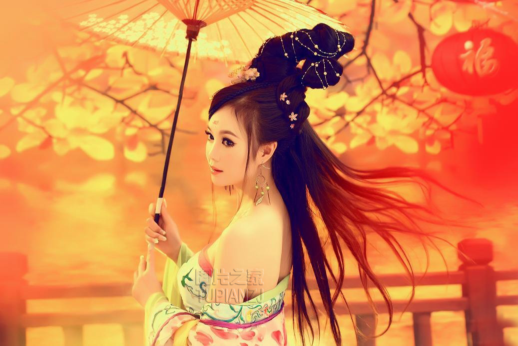 暖秋里的古典美少女 最大胆的中国艺木图片