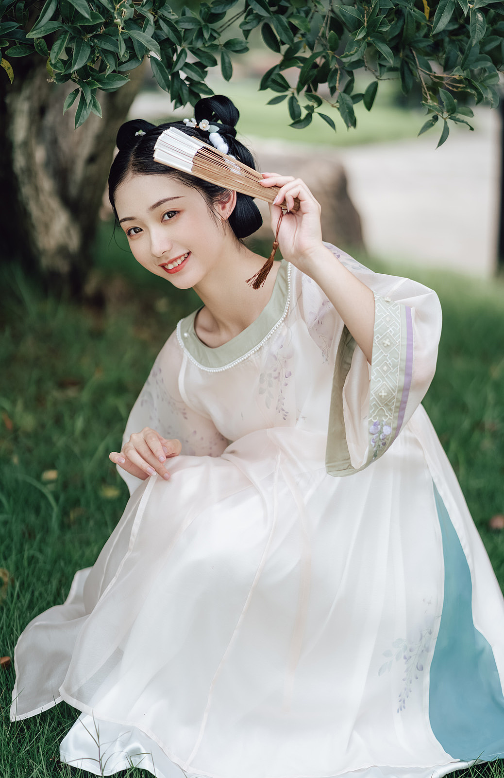 国风美少女现代汉服唯西西444WWW高清大但图片