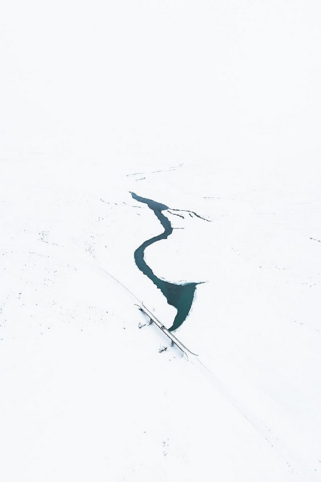 冰岛唯美雪景风光高清手机壁纸