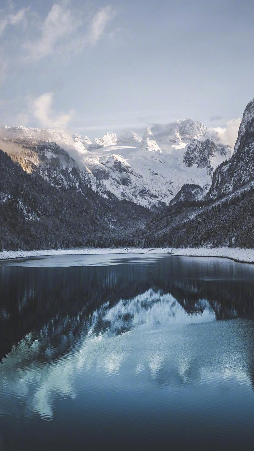 冬日深山雪景唯美高清桌面壁纸