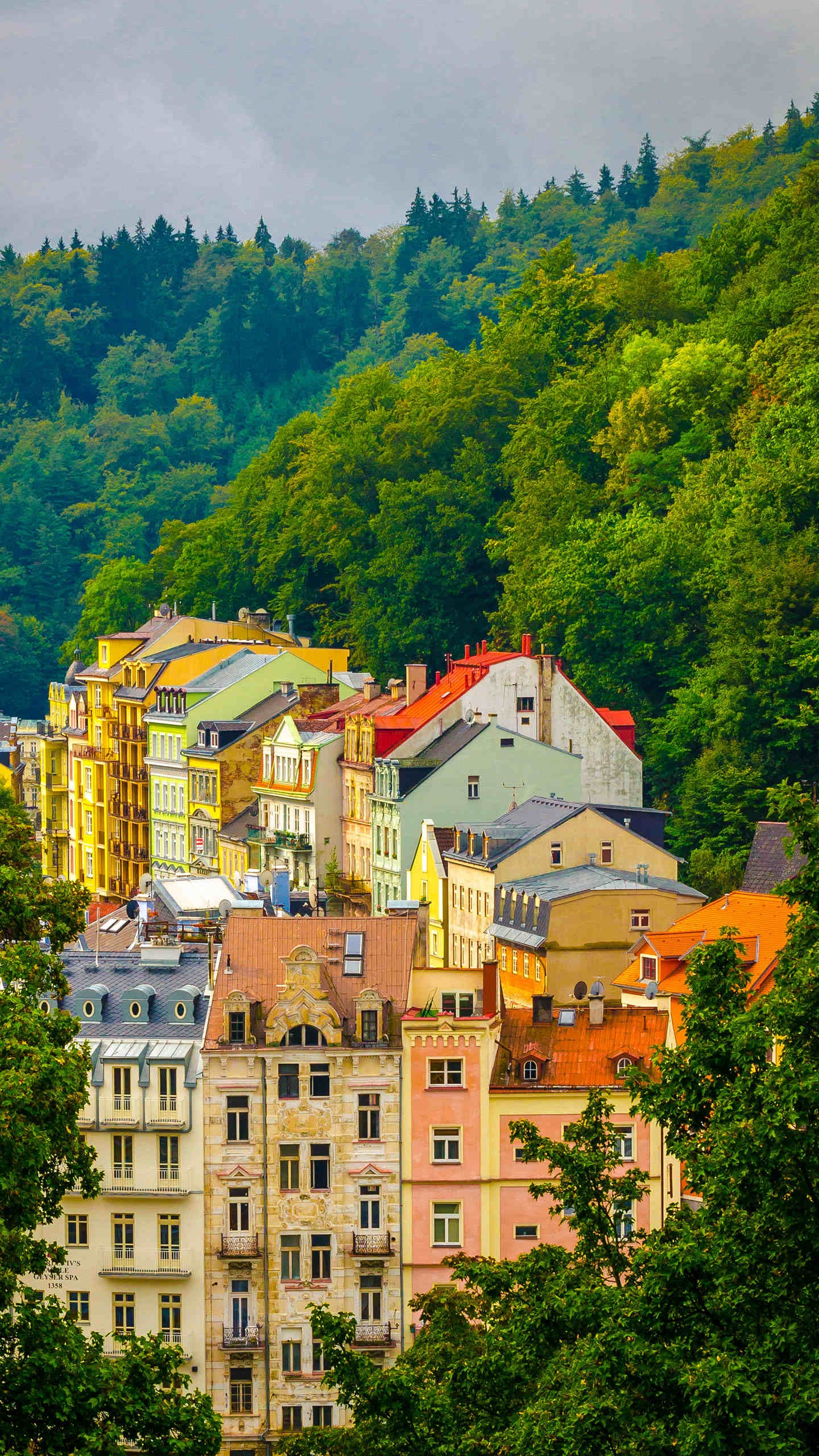 欧洲小镇风景图片高清手机壁纸